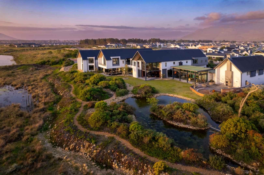 12 Bedroom Property for Sale in Val De Vie Estate Western Cape